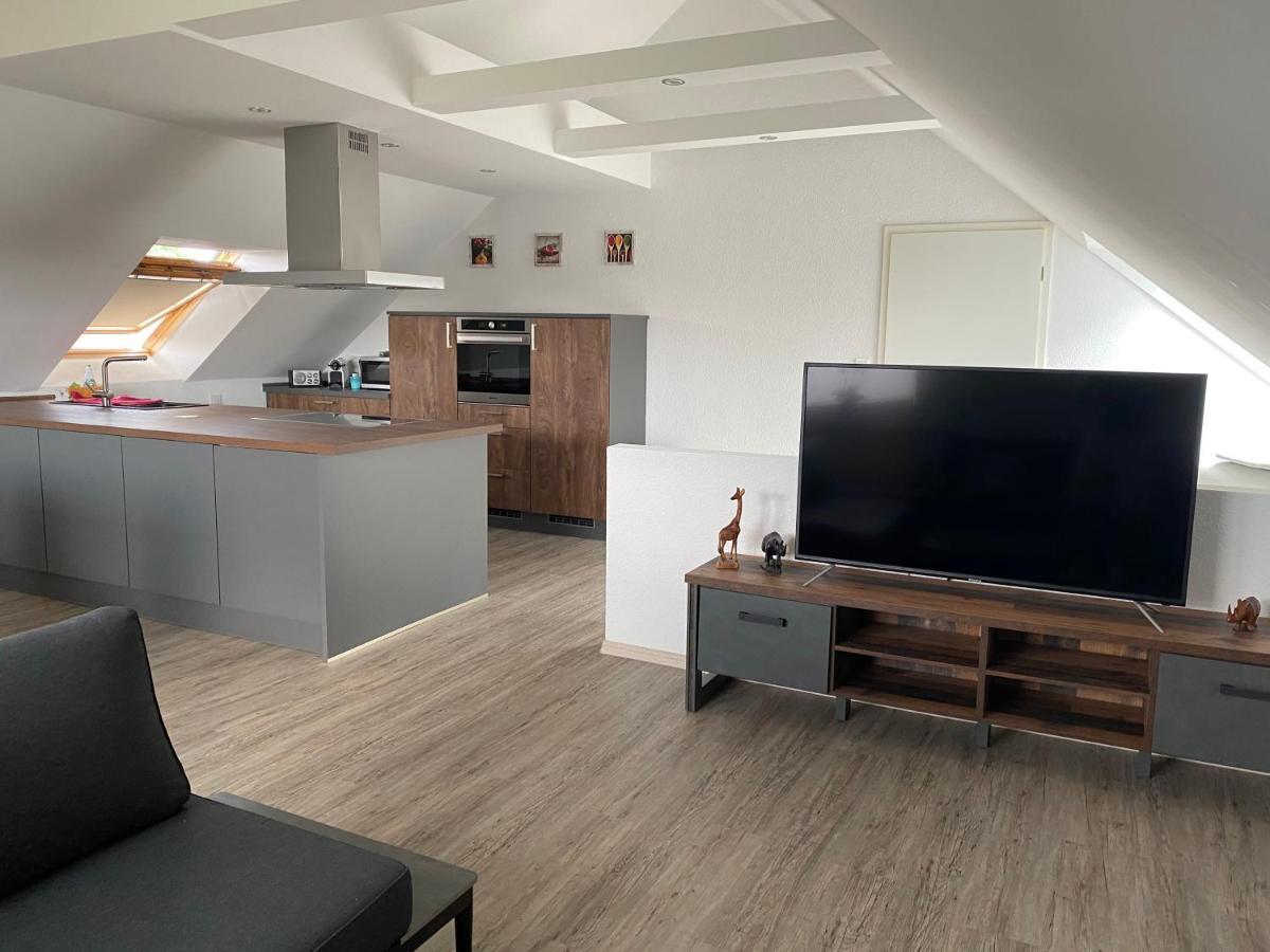 Traumhafte Dachgeschosswohnung Koenigslutter am Elm Ngoại thất bức ảnh